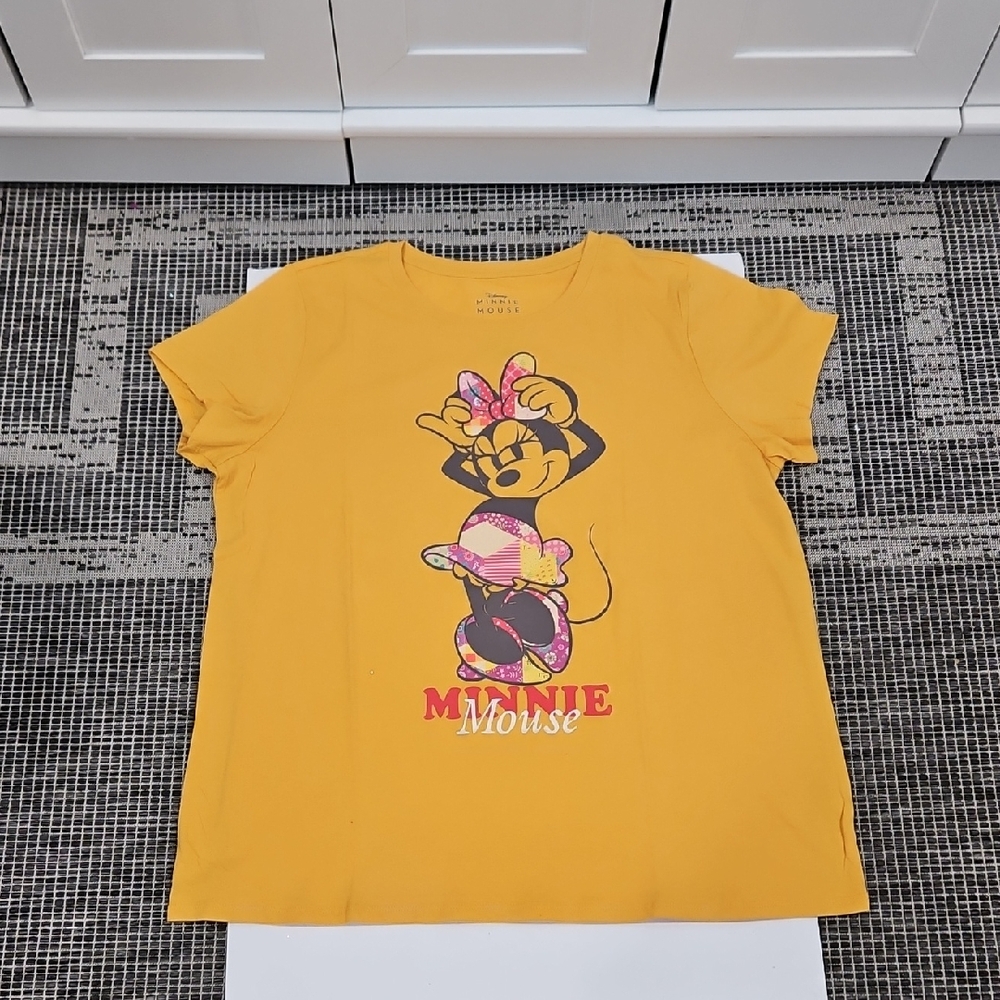 Disney Minnie Mouse Woman's T-Shirt - Yellow